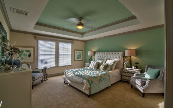Master bedroom - The Riviera II, 3 Bedroom, 2 Bath, 2,040 Sq. Ft. manufactured home by Palm Harbor in Plant City